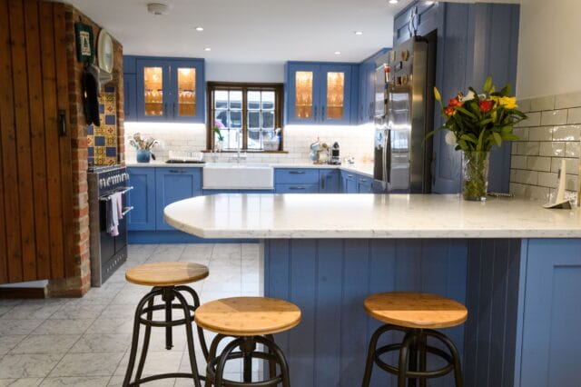 Classic painted oak shaker