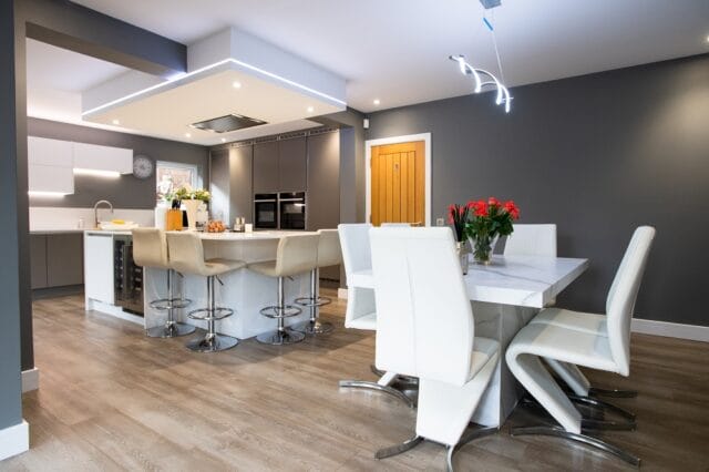 Modern two tone Serica matt taupe and Zurfiz white supermatt kitchen