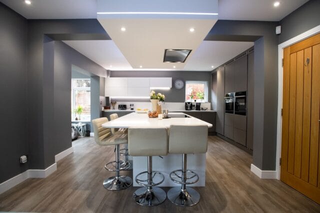 Modern two tone Serica matt taupe and Zurfiz white supermatt kitchen
