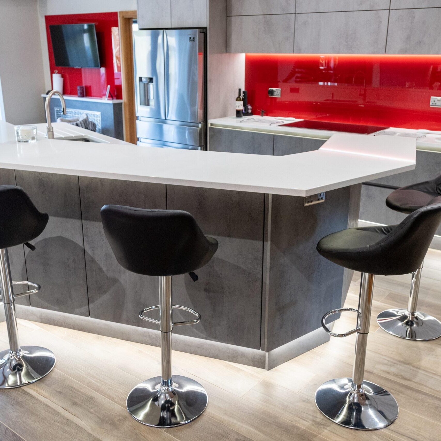 Kitchen-Living_Modern_Handleless_Concrete6-scaled