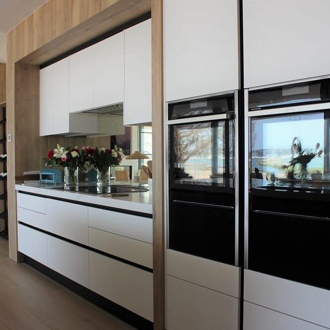 Large, open plan kitchen
